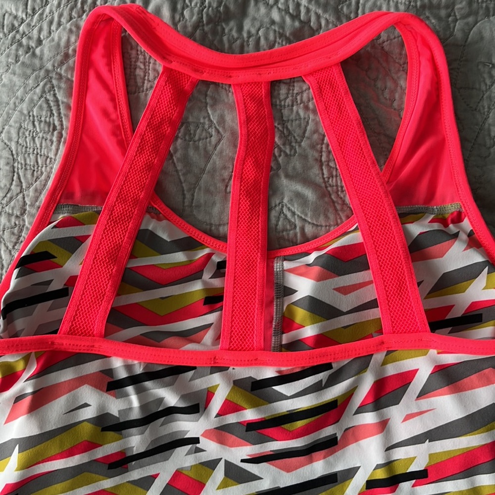 Fabletics Workout Tank - Picture 4 of 4